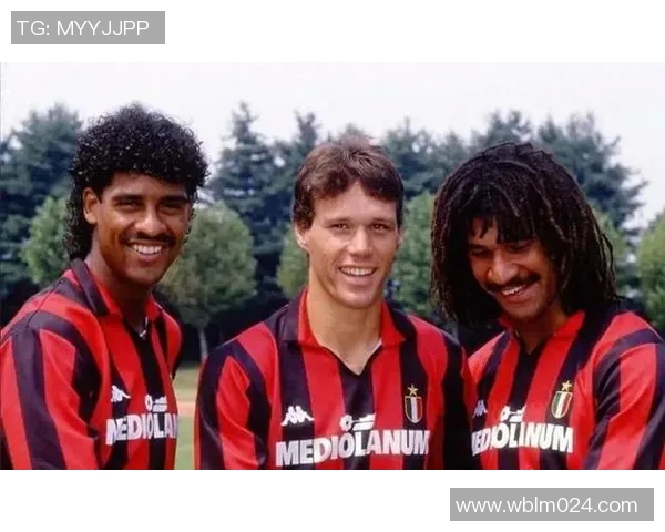 荷兰足球队七十年代黄金一代球星传奇与战术创新探析